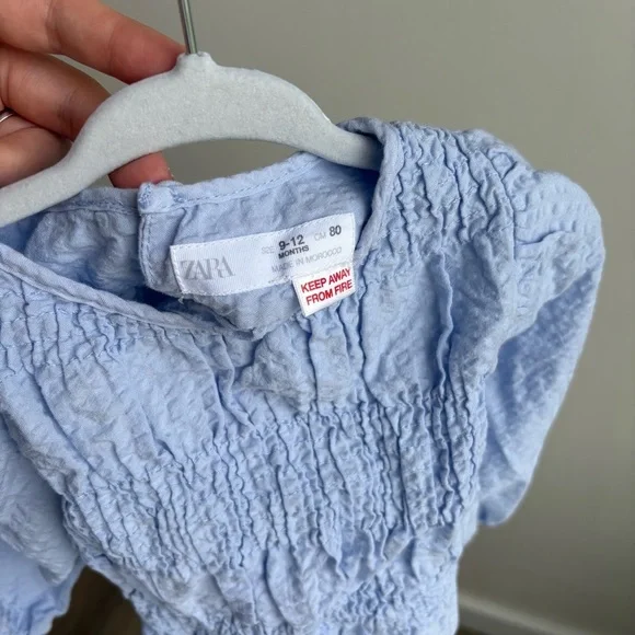 Zara Baby Girl Seersucker Long Sleeve Smocked Light Blue Top Size 9-12m - Picture 3 of 6